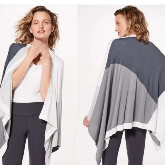 Lululemon Hatha wrap size o/s item 08-45 - Picture 3 of 9